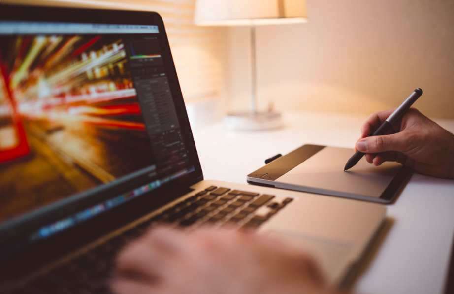 freelance video editor