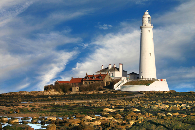 St Mary's Lighthouse seaside unique photo shoot location