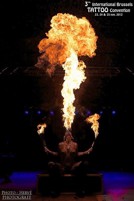 Brussels tattoo convention show