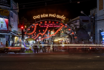 Cho Dem night market